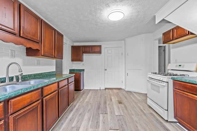 208 Holmes Street, Frankfort, KY 40601