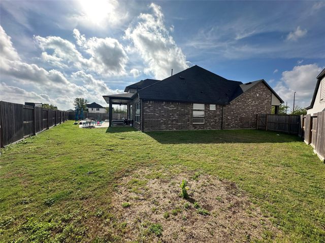 32006 Crested Knoll Court, Fulshear, TX 77441