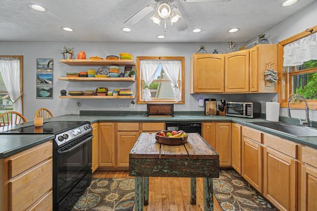 2446 Carter Hill Road, Highgate, VT 05459