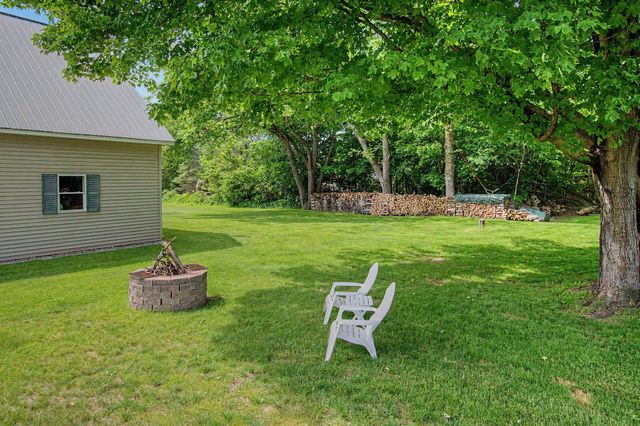 2446 Carter Hill Road, Highgate, VT 05459