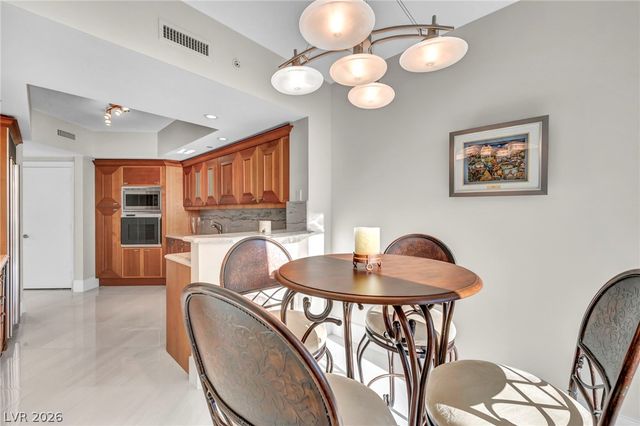 2777 Paradise Road 2304, Las Vegas, NV 89109