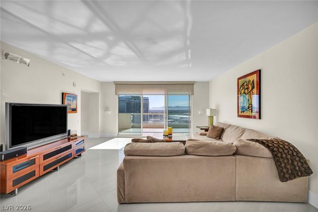 2777 Paradise Road 2304, Las Vegas, NV 89109