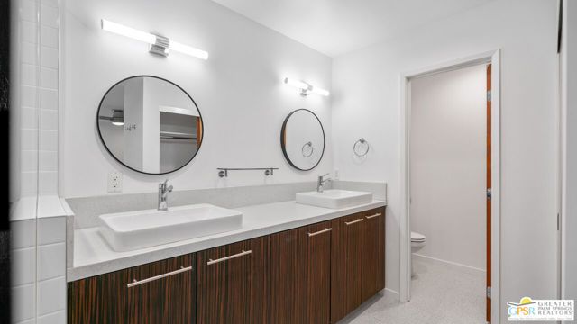 588 E San Lorenzo Road 204, Palm Springs, CA 92264