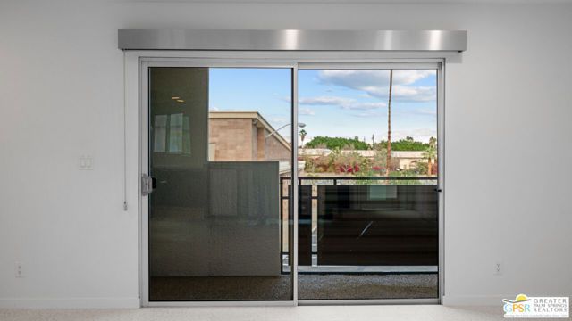 588 E San Lorenzo Road 204, Palm Springs, CA 92264