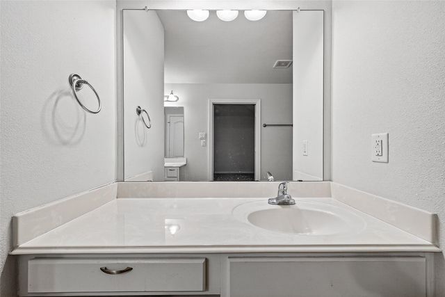 8114 Stoneyway Drive, Houston, TX 77040