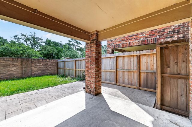 8114 Stoneyway Drive, Houston, TX 77040