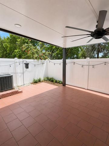 10251 W 32nd Ln 10251, Hialeah, FL 33018