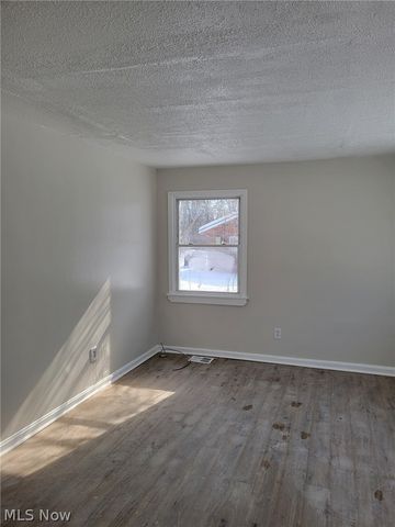 4821 E 173 Street, Cleveland, OH 44128