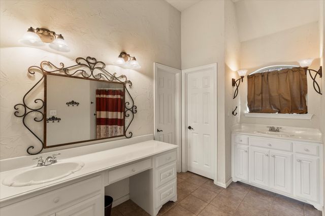 230 Lake Drive, Mount Vernon, TX 75457
