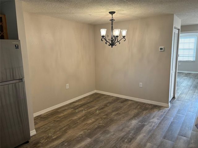 5459 BENTGRASS DRIVE 2-114, Sarasota, FL 34235