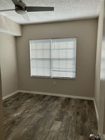 5459 BENTGRASS DRIVE 2-114, Sarasota, FL 34235