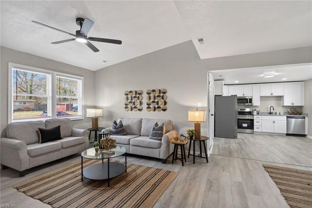 1209 Santeetlah AVE, Chesapeake, VA 23325