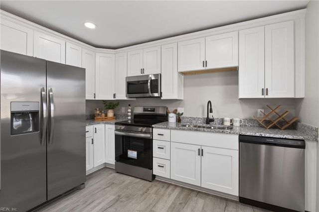 1209 Santeetlah AVE, Chesapeake, VA 23325