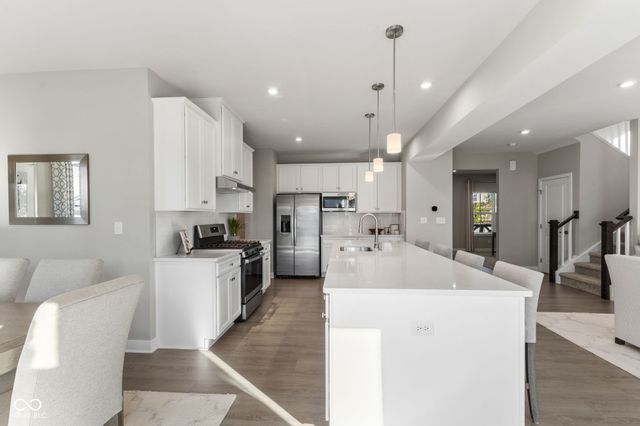524 Wilsons Farm Drive, Fortville, IN 46040