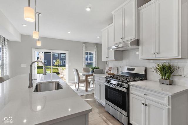 524 Wilsons Farm Drive, Fortville, IN 46040