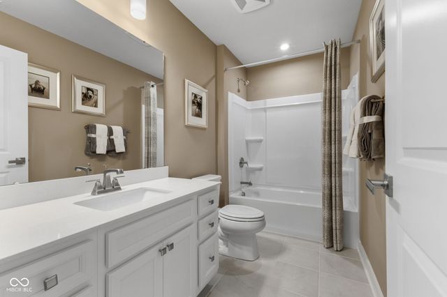 524 Wilsons Farm Drive, Fortville, IN 46040