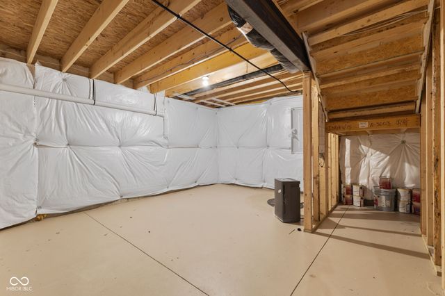524 Wilsons Farm Drive, Fortville, IN 46040