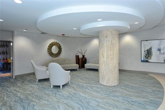 775 LONGBOAT CLUB ROAD 204, Longboat Key, FL 34228