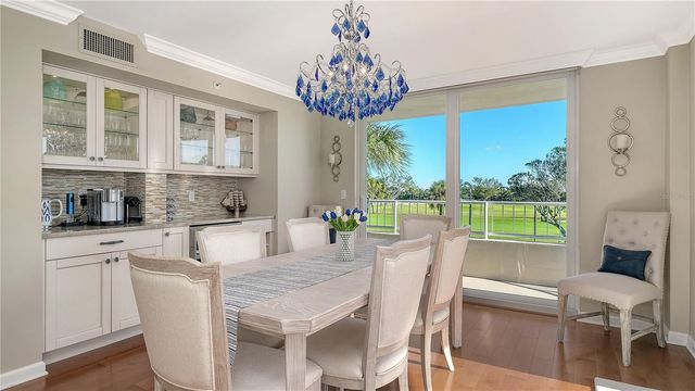 775 LONGBOAT CLUB ROAD 204, Longboat Key, FL 34228