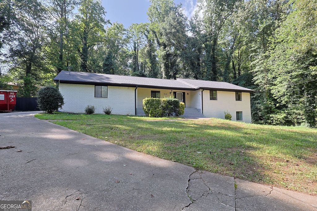 949 Marion Court, Lithia Springs, GA 30122 — photo 2