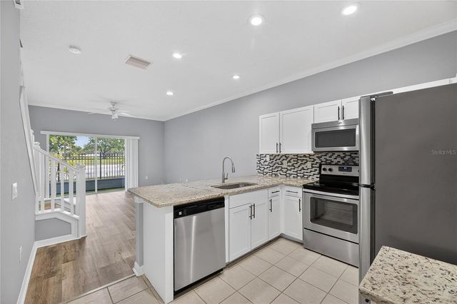 13123 KINGS CROSSING DRIVE, Gibsonton, FL 33534