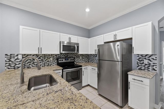 13123 KINGS CROSSING DRIVE, Gibsonton, FL 33534