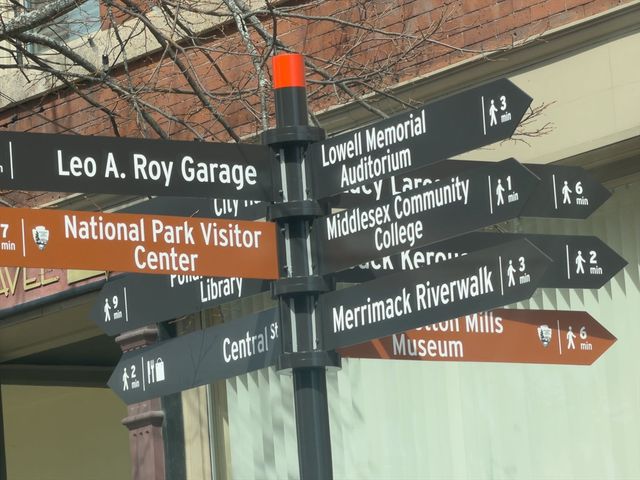15-17 Kearney Sq 209, Lowell, MA 01852