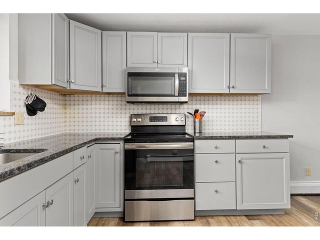 7142 Marshall St, Arvada, CO 80003