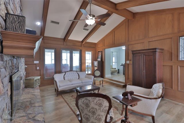 133 County Road 143, Lawn, TX 79530