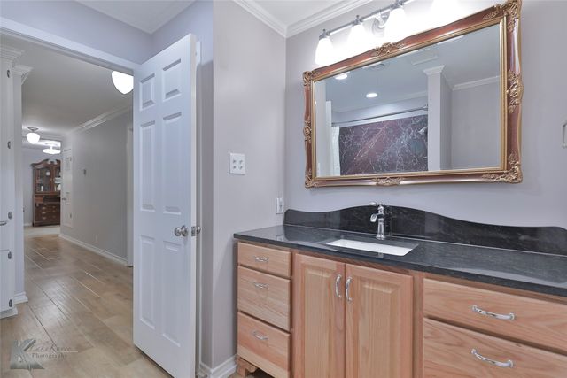 133 County Road 143, Lawn, TX 79530