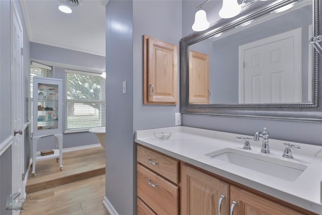 133 County Road 143, Lawn, TX 79530