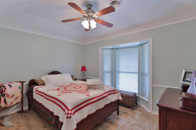 133 County Road 143, Lawn, TX 79530