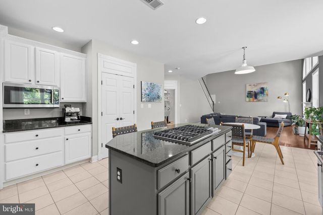 819 SADDLEBACK PL NE, Leesburg, VA 20176