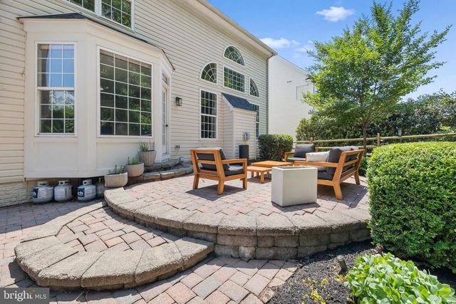 819 SADDLEBACK PL NE, Leesburg, VA 20176