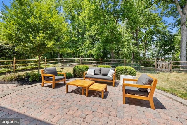 819 SADDLEBACK PL NE, Leesburg, VA 20176