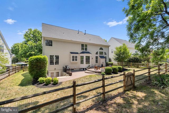 819 SADDLEBACK PL NE, Leesburg, VA 20176