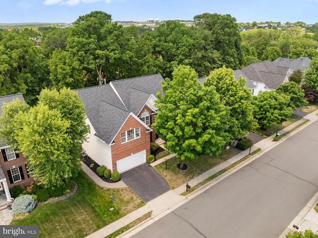 819 SADDLEBACK PL NE, Leesburg, VA 20176