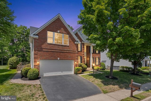 819 SADDLEBACK PL NE, Leesburg, VA 20176