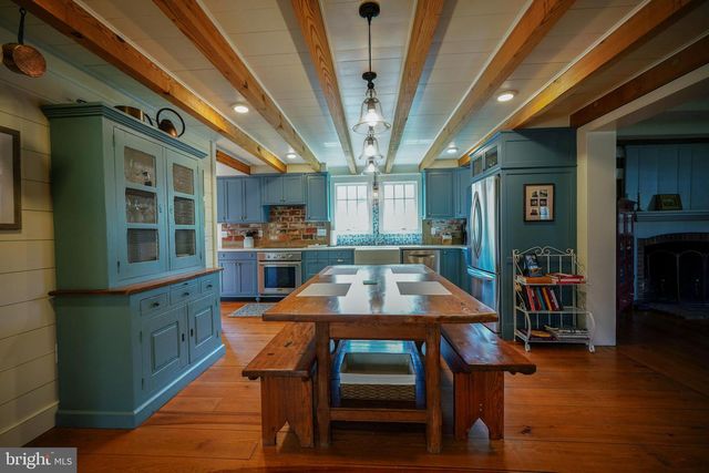32 SHIPCARPENTER SQ, Lewes, DE 19958
