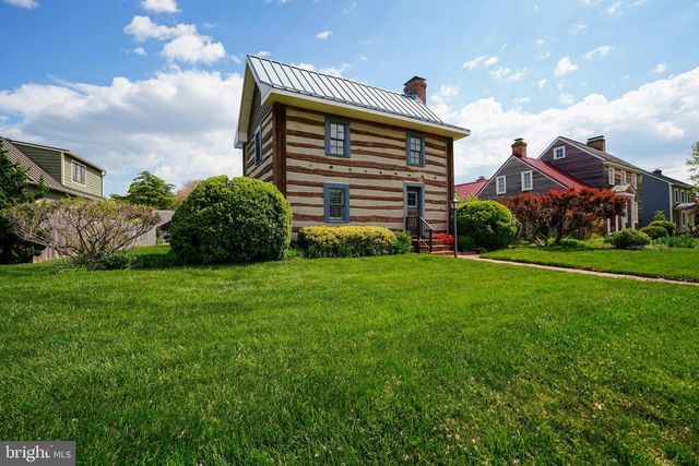 32 SHIPCARPENTER SQ, Lewes, DE 19958
