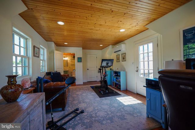 32 SHIPCARPENTER SQ, Lewes, DE 19958