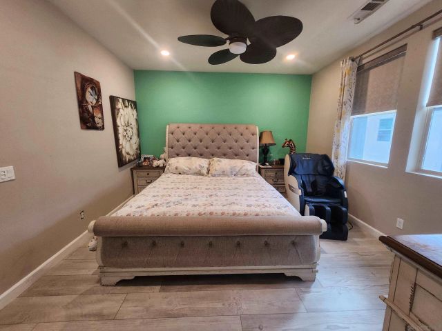 16755 Coyote Bush Dr 93, San Diego, CA 92127