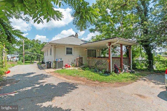 6611 WINDSOR MILL RD, Baltimore, MD 21207