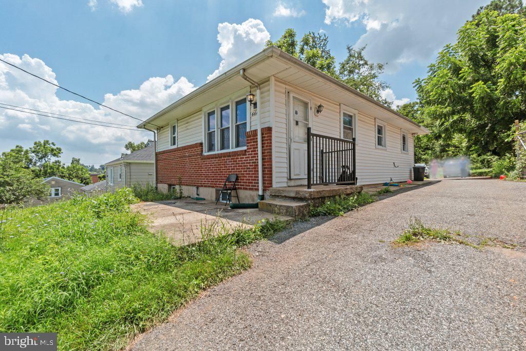 6611 WINDSOR MILL RD, Baltimore, MD 21207