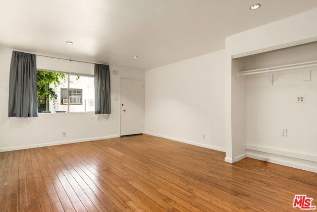 358 N San Vicente Boulevard, West Hollywood, CA 90048