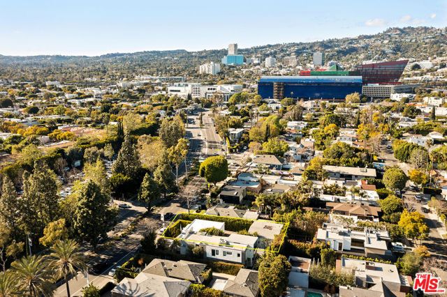 358 N San Vicente Boulevard, West Hollywood, CA 90048