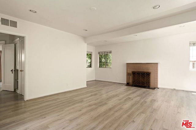 358 N San Vicente Boulevard, West Hollywood, CA 90048