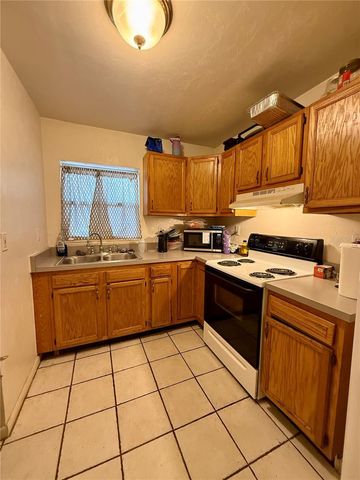 1511 & 1509 NE 5TH AVE, Gainesville, FL 32641