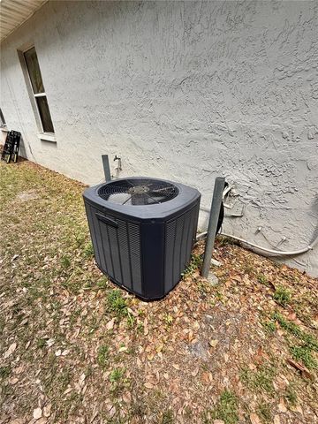 1511 & 1509 NE 5TH AVE, Gainesville, FL 32641