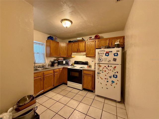 1511 & 1509 NE 5TH AVE, Gainesville, FL 32641